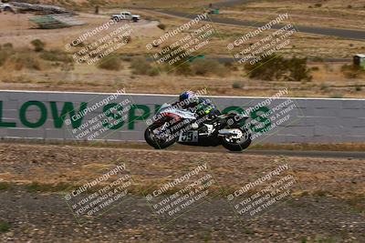 media/Apr-19-2025-AHRMA (Sat) [[3d98ca3309]]/Race/Group 4/Turn 4/